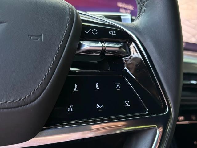2025 Cadillac Escalade Sport Platinum