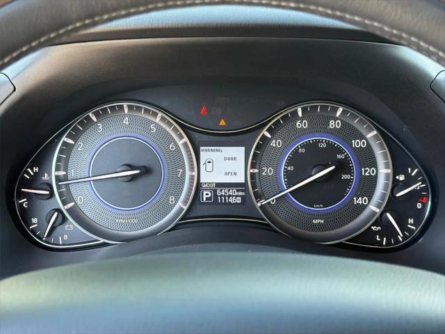 2017 INFINITI QX80 Standard