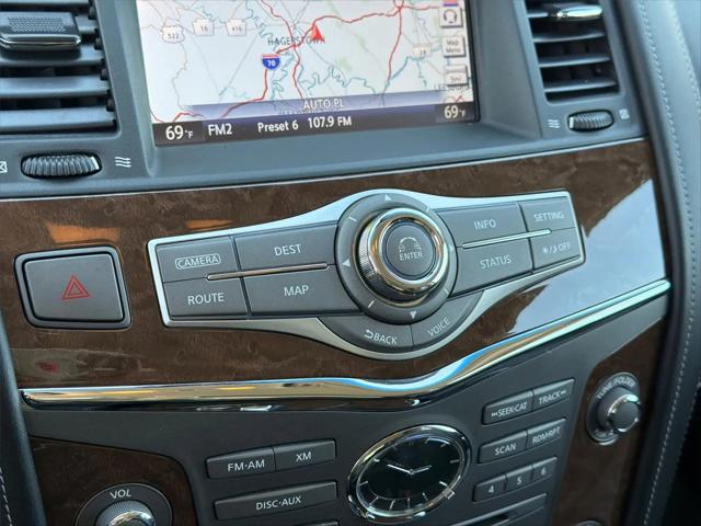 2017 INFINITI QX80 Standard
