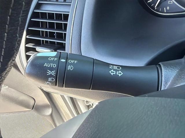 2017 INFINITI QX80 Standard