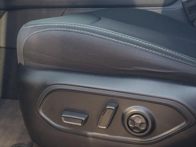 2025 Jeep Grand Cherokee L Laredo 4x4