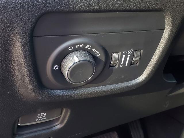 2025 Jeep Grand Cherokee L Laredo 4x4