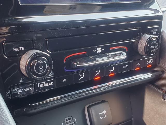 2025 Jeep Grand Cherokee L Laredo 4x4