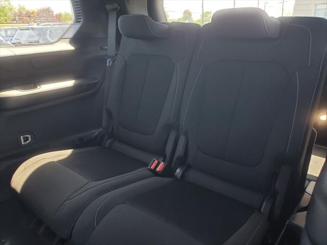 2025 Jeep Grand Cherokee L Laredo 4x4