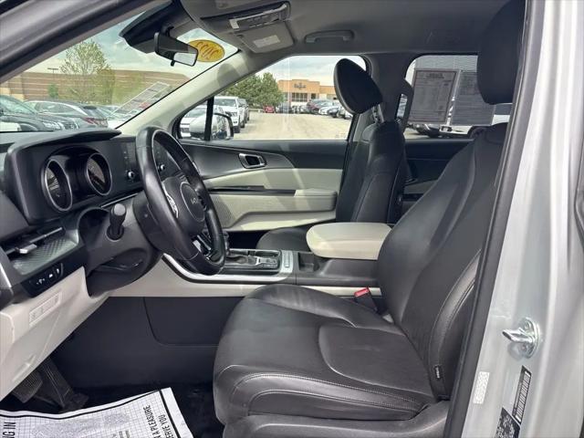2023 Kia Carnival MPV LX Seat Package