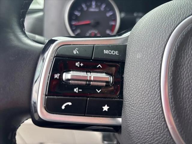 2023 Kia Carnival MPV LX Seat Package