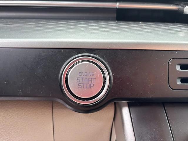 2023 Kia Carnival MPV LX Seat Package