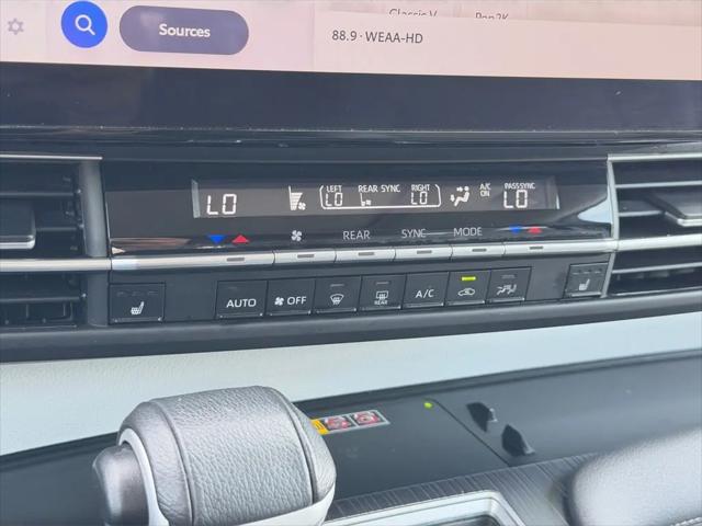 2025 Toyota Sienna XLE