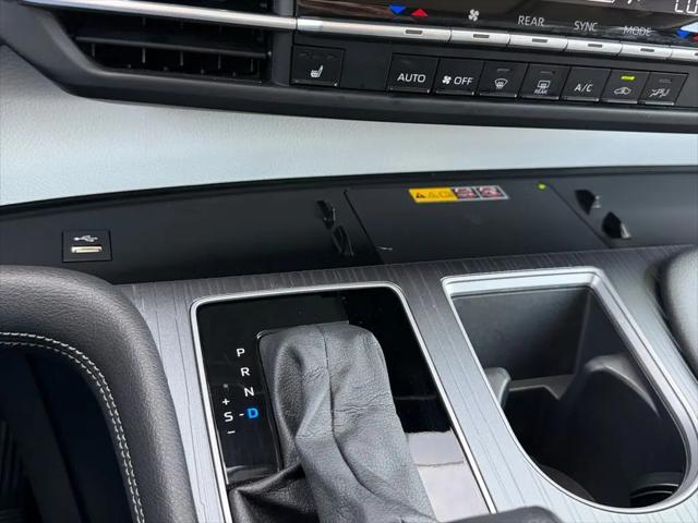 2025 Toyota Sienna XLE
