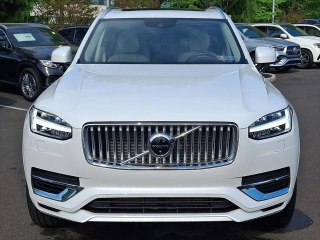 2022 Volvo XC90 Recharge T8 Inscription Expression Extended Range 6P