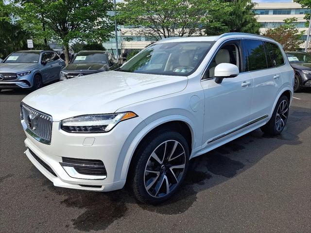 2022 Volvo XC90 Recharge T8 Inscription Expression Extended Range 6P
