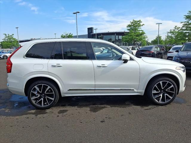 2022 Volvo XC90 Recharge T8 Inscription Expression Extended Range 6P