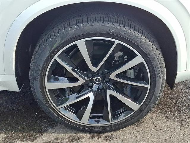 2022 Volvo XC90 Recharge T8 Inscription Expression Extended Range 6P