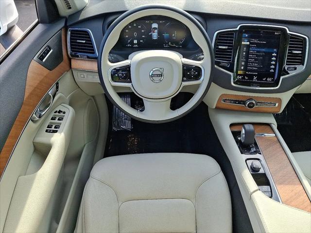 2022 Volvo XC90 Recharge T8 Inscription Expression Extended Range 6P