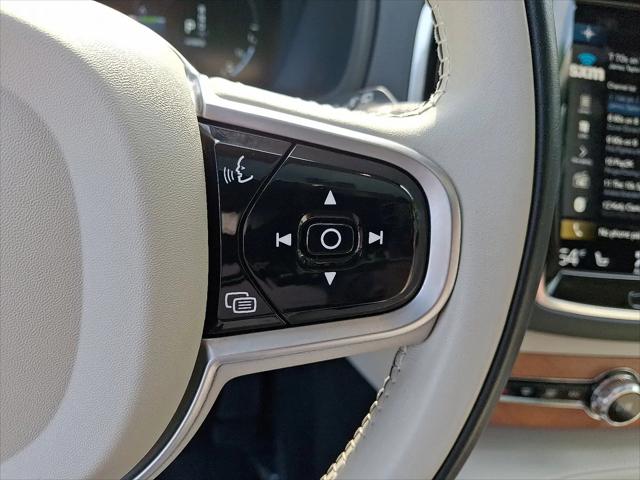 2022 Volvo XC90 Recharge T8 Inscription Expression Extended Range 6P