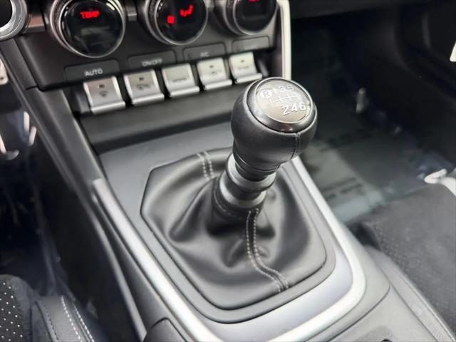 2024 Toyota GR86 Premium