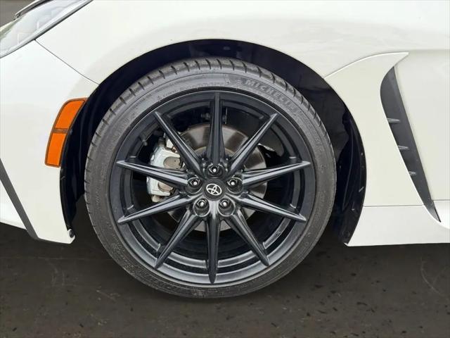 2024 Toyota GR86 Premium