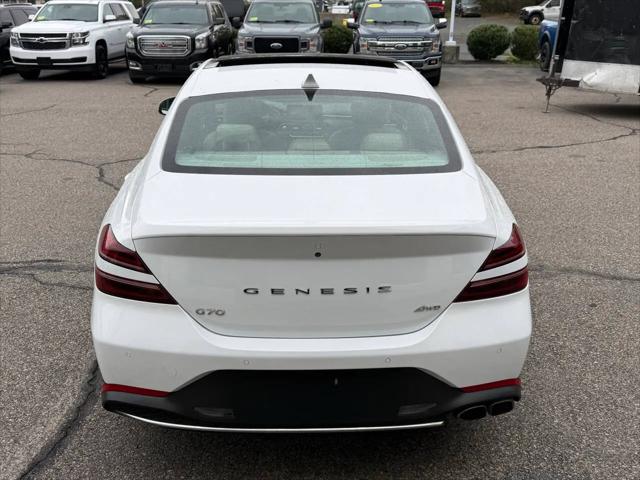 2022 Genesis G70 2.0T AWD