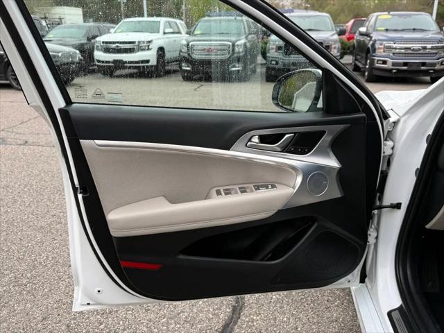 2022 Genesis G70 2.0T AWD