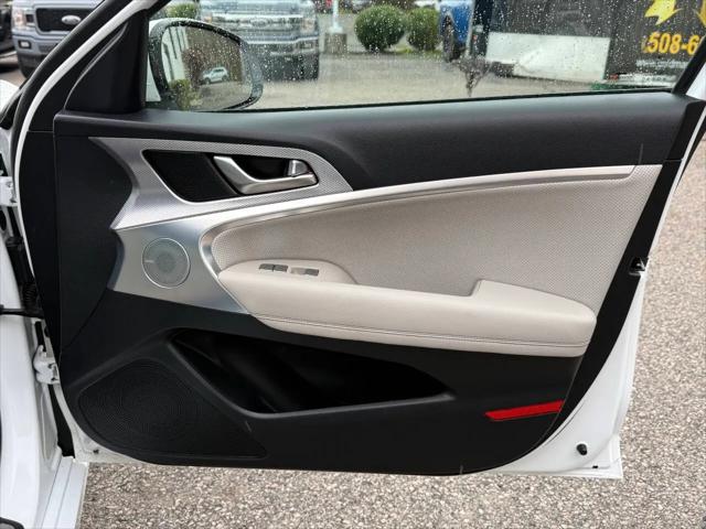 2022 Genesis G70 2.0T AWD