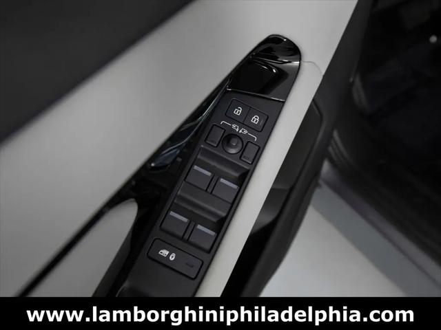 2025 Land Rover Range Rover Evoque Core S