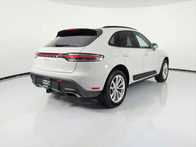 2025 Porsche Macan Macan