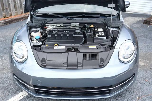 2015 Volkswagen Beetle 2.0L TDI