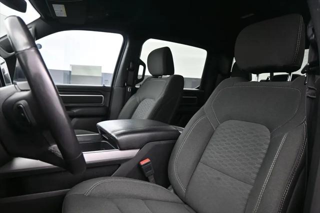 2025 Ram 1500 Big Horn Crew Cab 4x4 5'7" Box