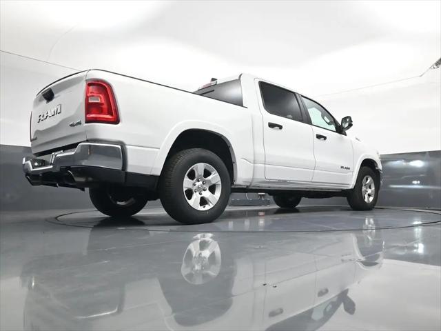 2025 Ram 1500 Big Horn Crew Cab 4x4 5'7" Box