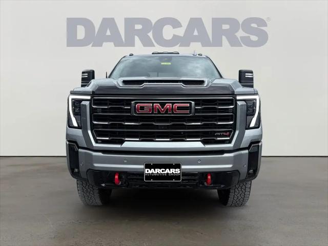 2025 GMC Sierra 3500HD 4WD Crew Cab Standard Bed AT4