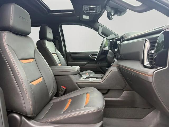 2025 GMC Sierra 3500HD 4WD Crew Cab Standard Bed AT4