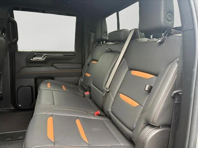 2025 GMC Sierra 3500HD 4WD Crew Cab Standard Bed AT4