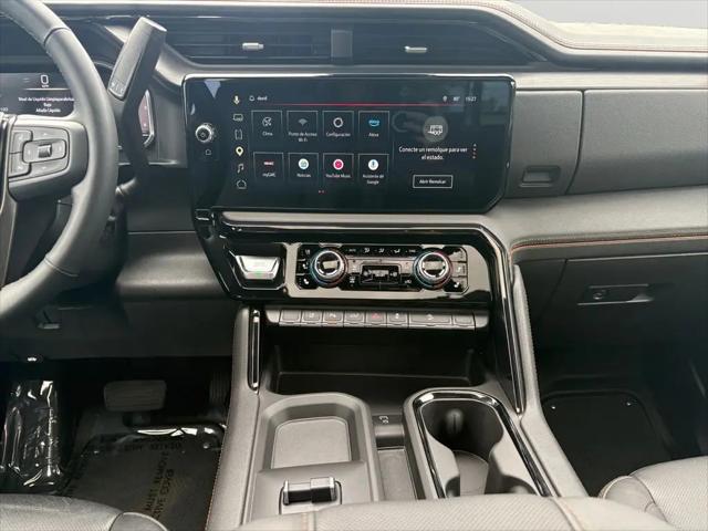 2025 GMC Sierra 3500HD 4WD Crew Cab Standard Bed AT4