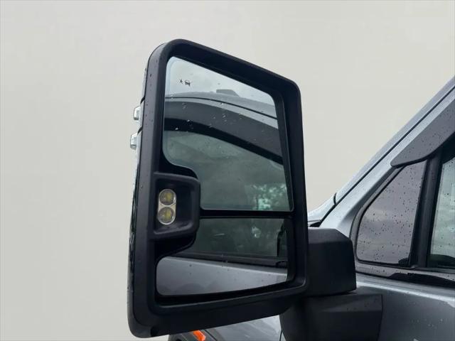 2025 GMC Sierra 3500HD 4WD Crew Cab Standard Bed AT4