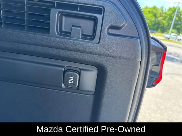 2025 Mazda X-90 Premium Sport