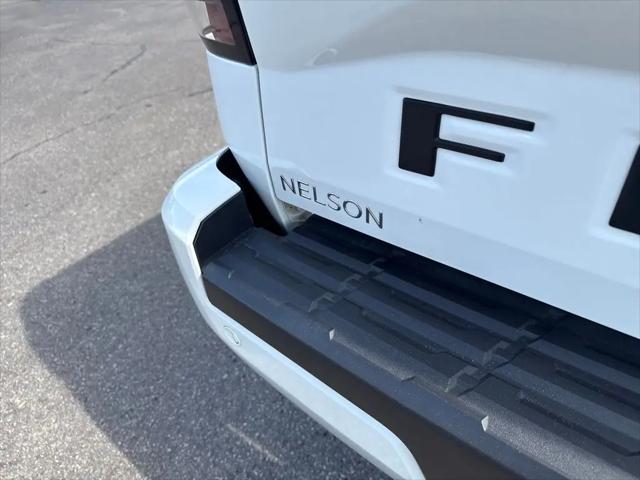 2023 Nissan Frontier Crew Cab SV 4x4