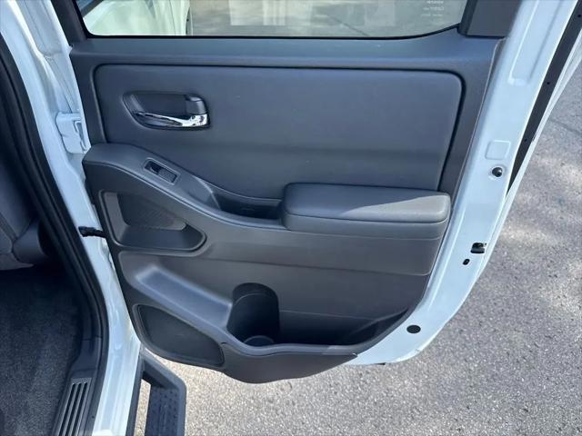 2023 Nissan Frontier Crew Cab SV 4x4