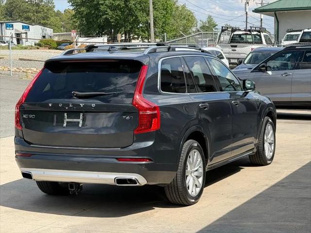 2016 Volvo XC90 T6 Momentum