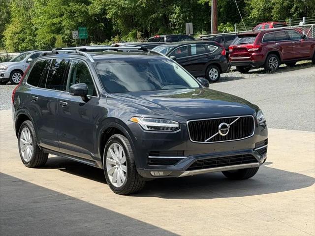 2016 Volvo XC90 T6 Momentum