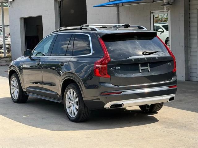 2016 Volvo XC90 T6 Momentum