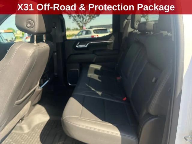 2023 GMC Sierra 1500 4WD Crew Cab Short Box SLT