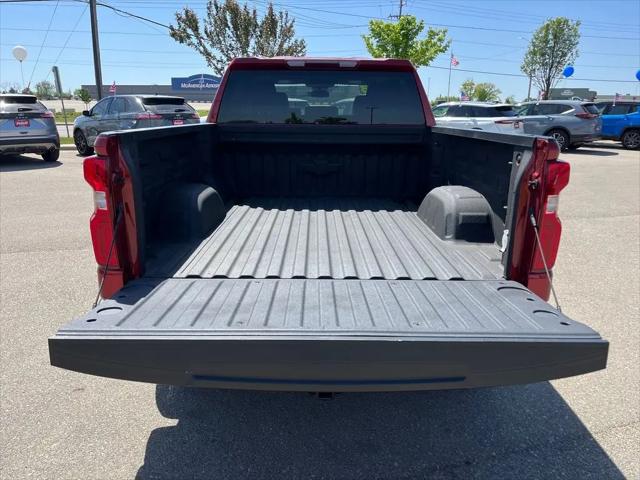 2023 Chevrolet Silverado 1500 4WD Crew Cab Standard Bed RST