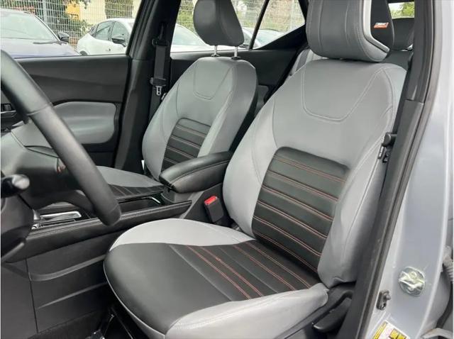 2023 Nissan Kicks SR Xtronic CVT
