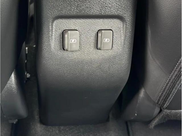 2023 Nissan Kicks SR Xtronic CVT