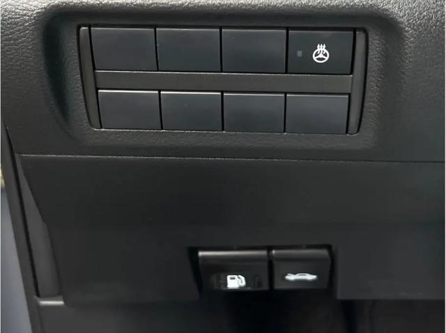 2023 Nissan Kicks SR Xtronic CVT