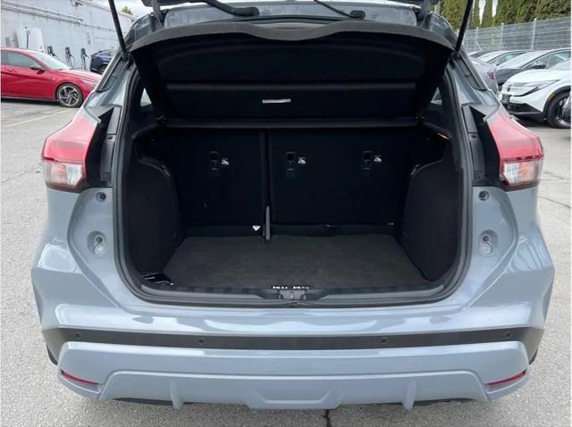 2023 Nissan Kicks SR Xtronic CVT