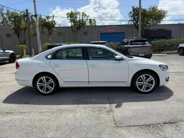 2014 Volkswagen Passat 1.8T SEL Premium