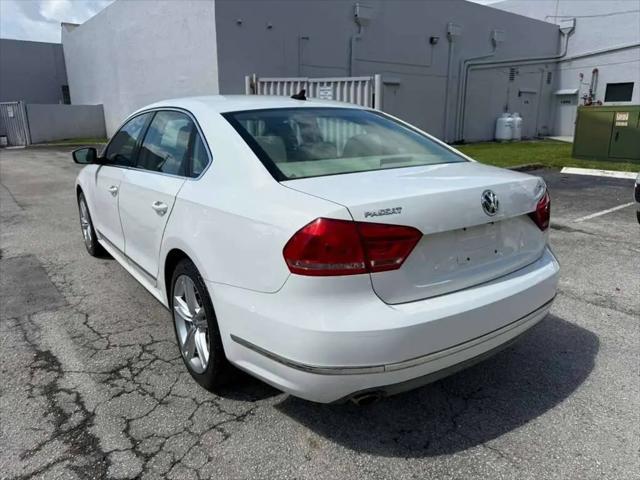 2014 Volkswagen Passat 1.8T SEL Premium