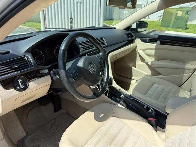 2014 Volkswagen Passat 1.8T SEL Premium