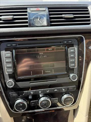 2014 Volkswagen Passat 1.8T SEL Premium
